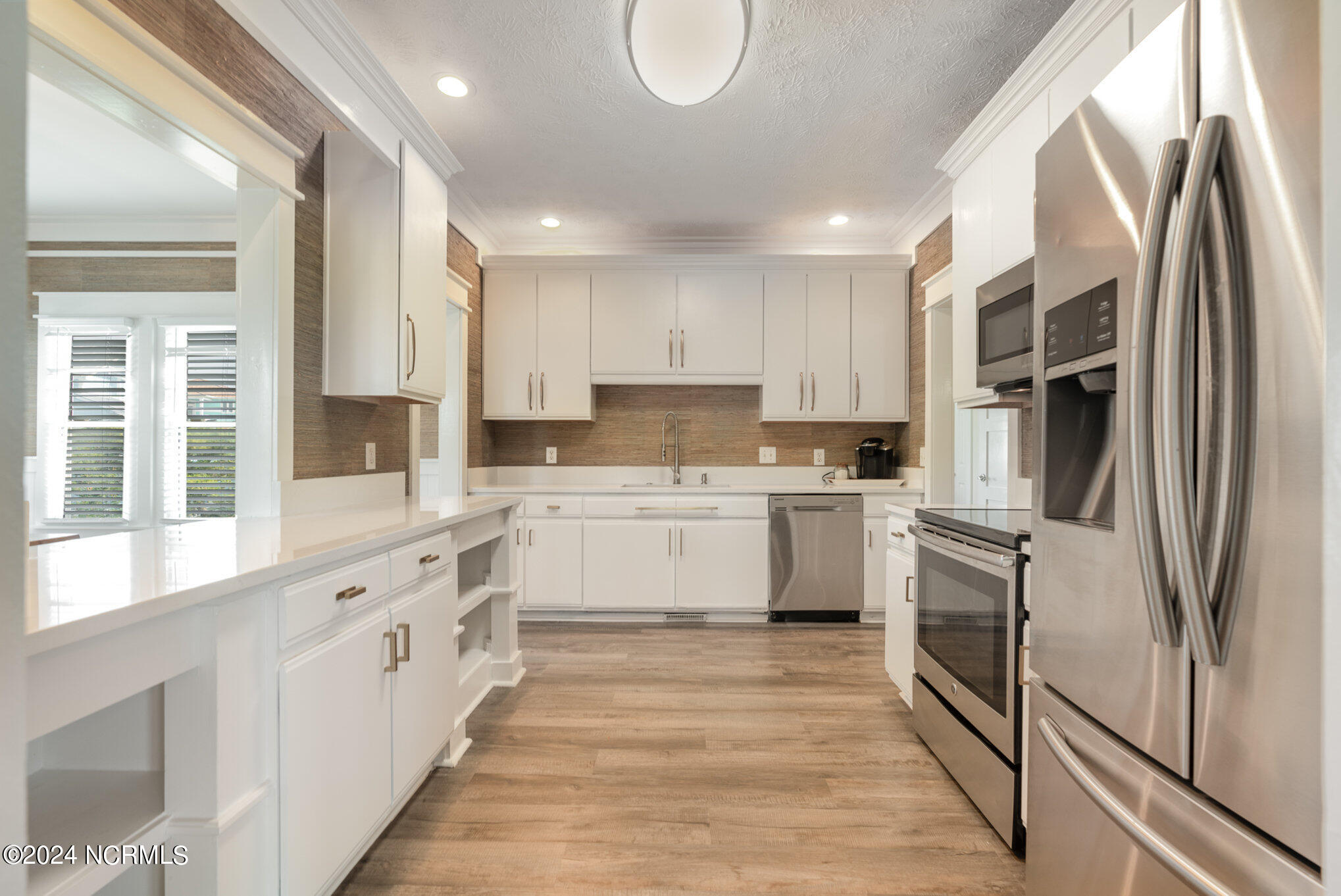 6327 Kings Lynn Drive