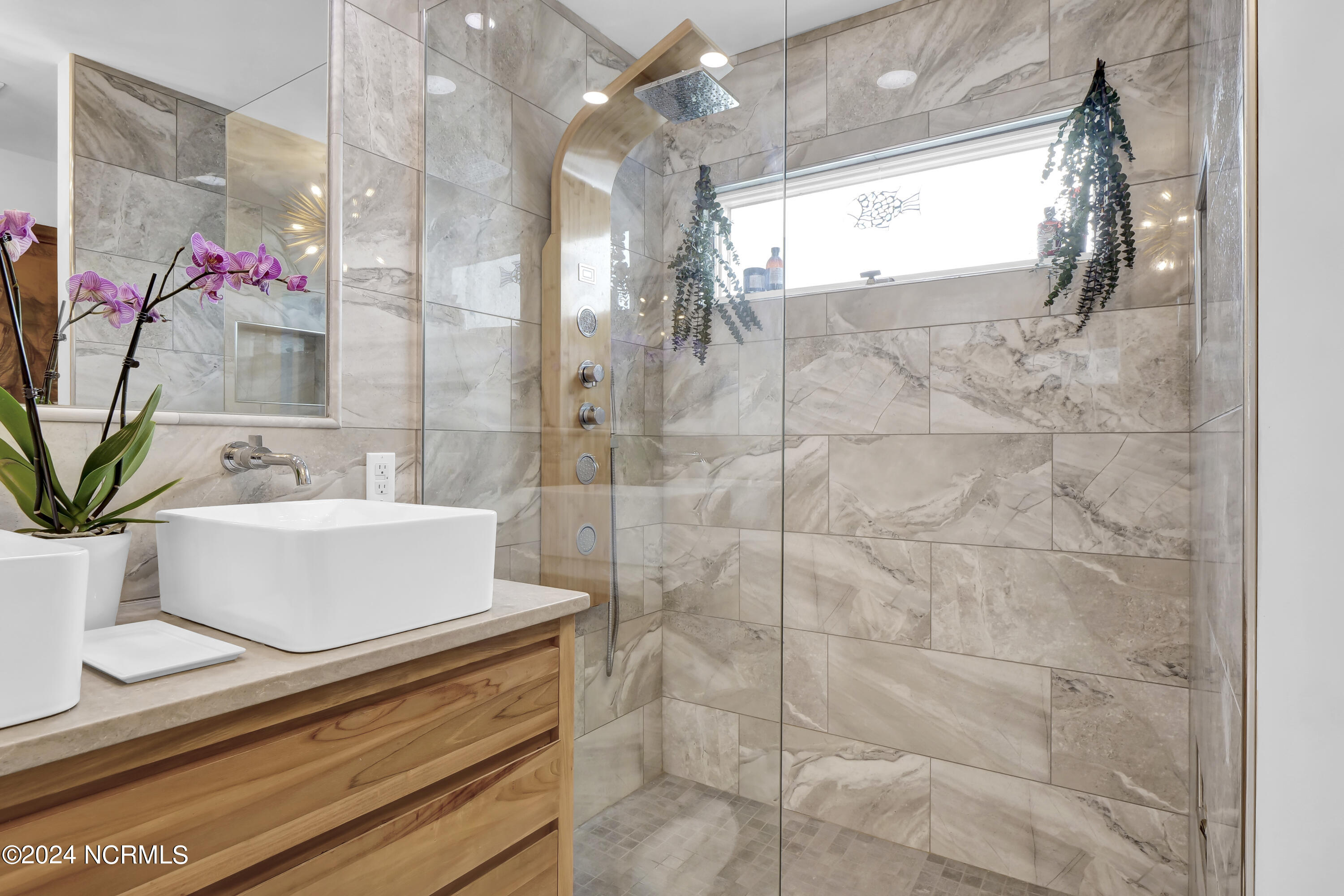 1010 W Pelican Drive