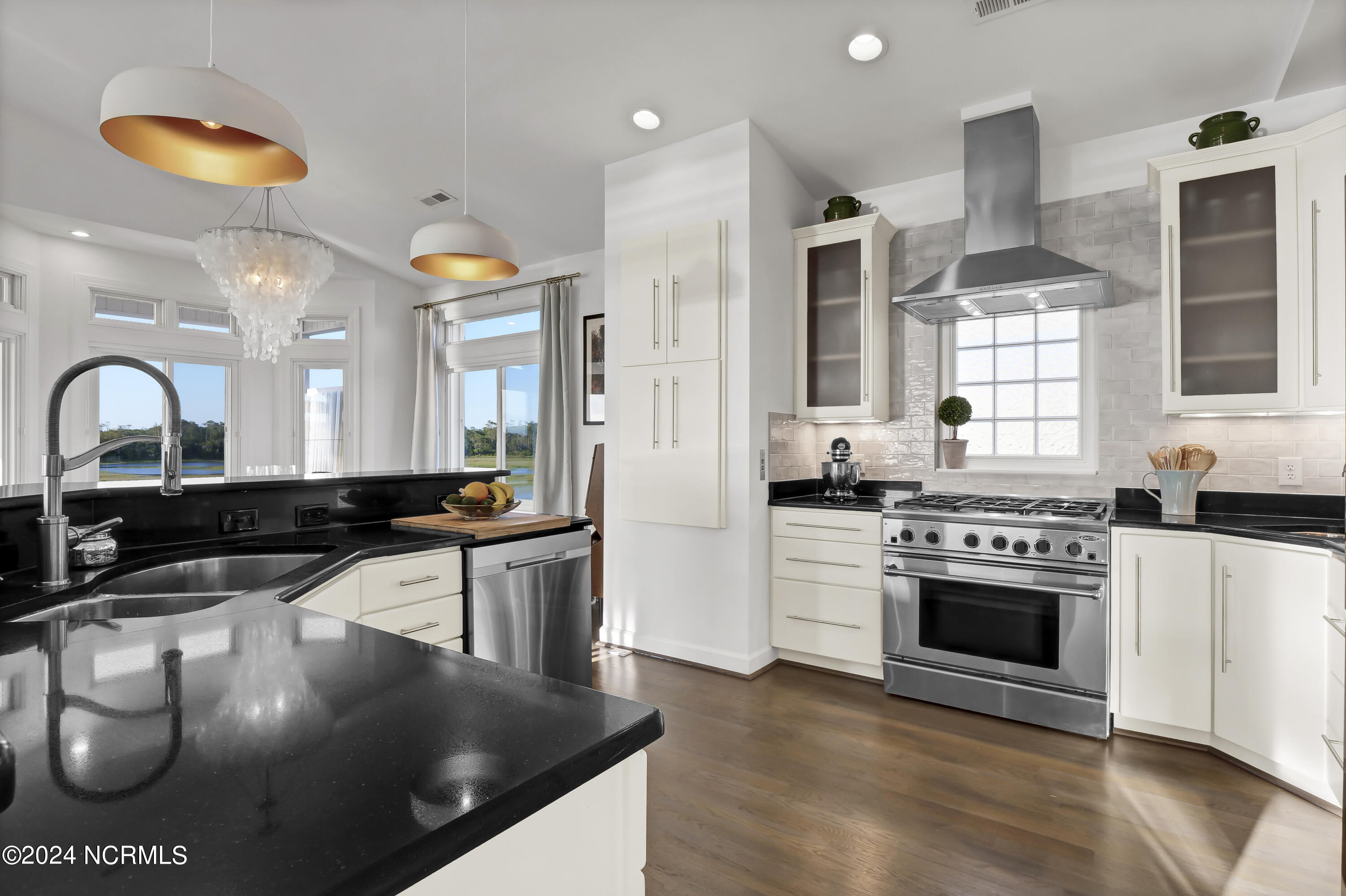 1010 W Pelican Drive