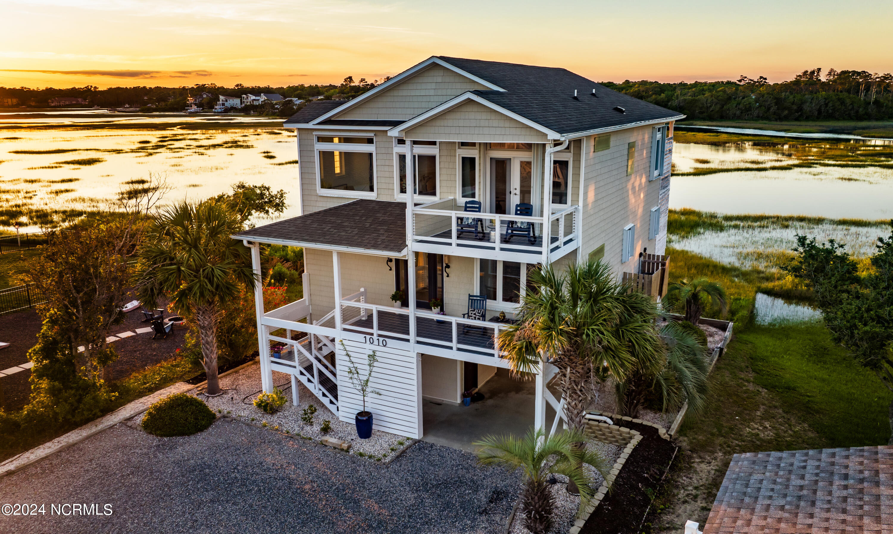 1010 W Pelican Drive