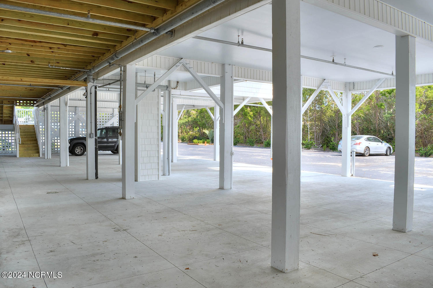 704 E Moore Street, 116