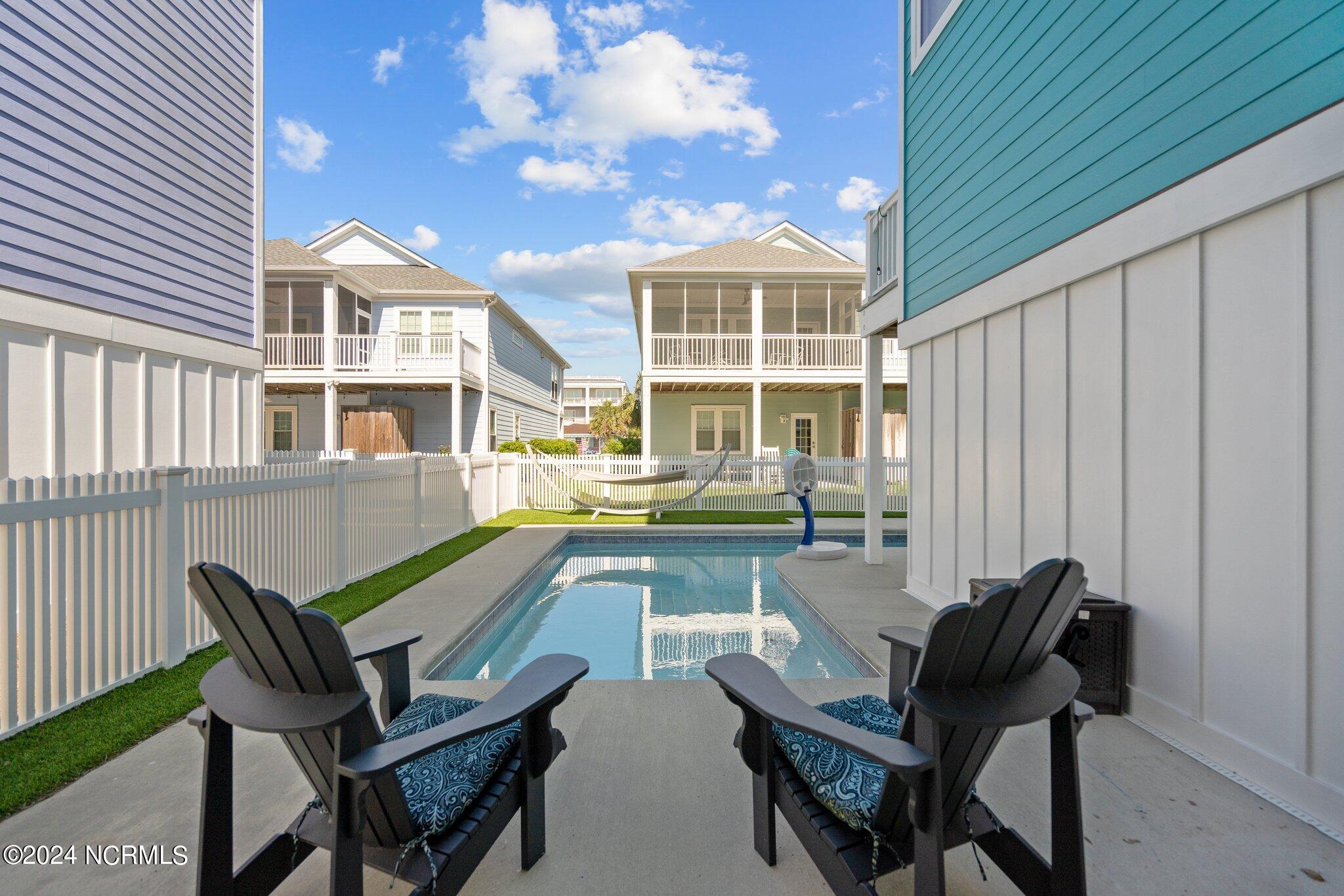 214 Fort Fisher Boulevard S
