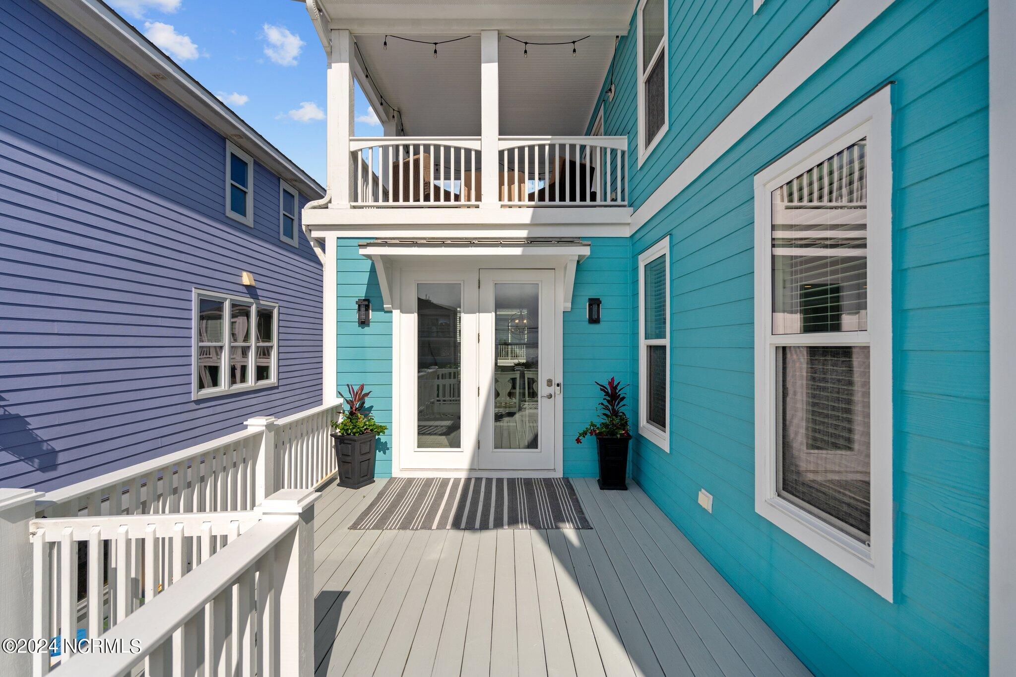 214 Fort Fisher Boulevard S