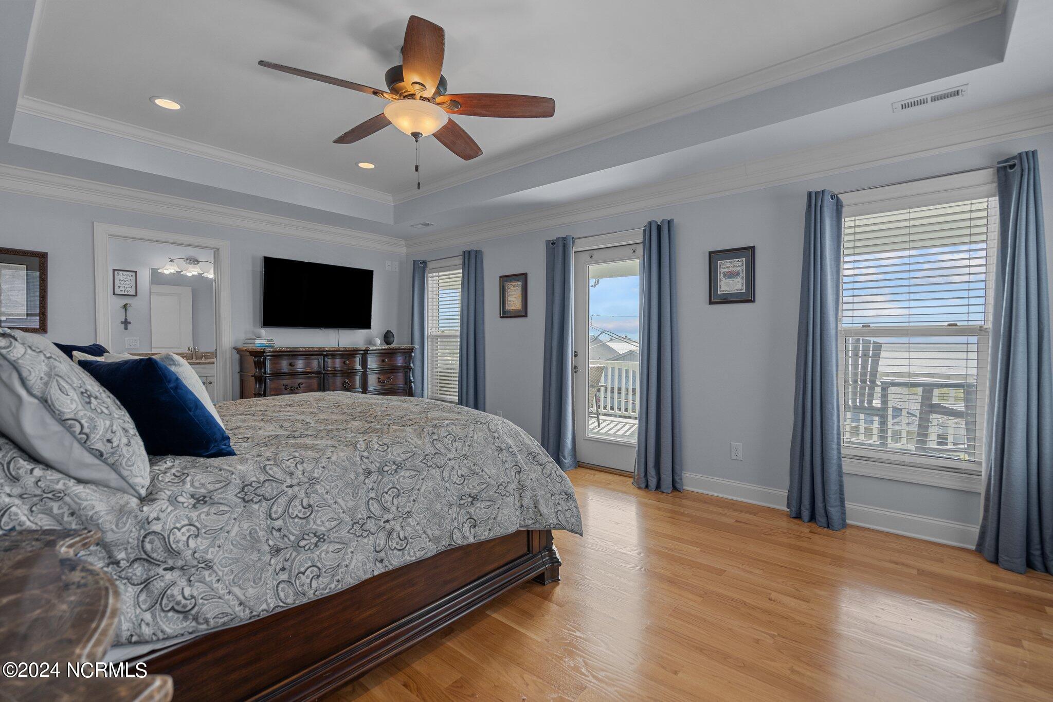 214 Fort Fisher Boulevard S