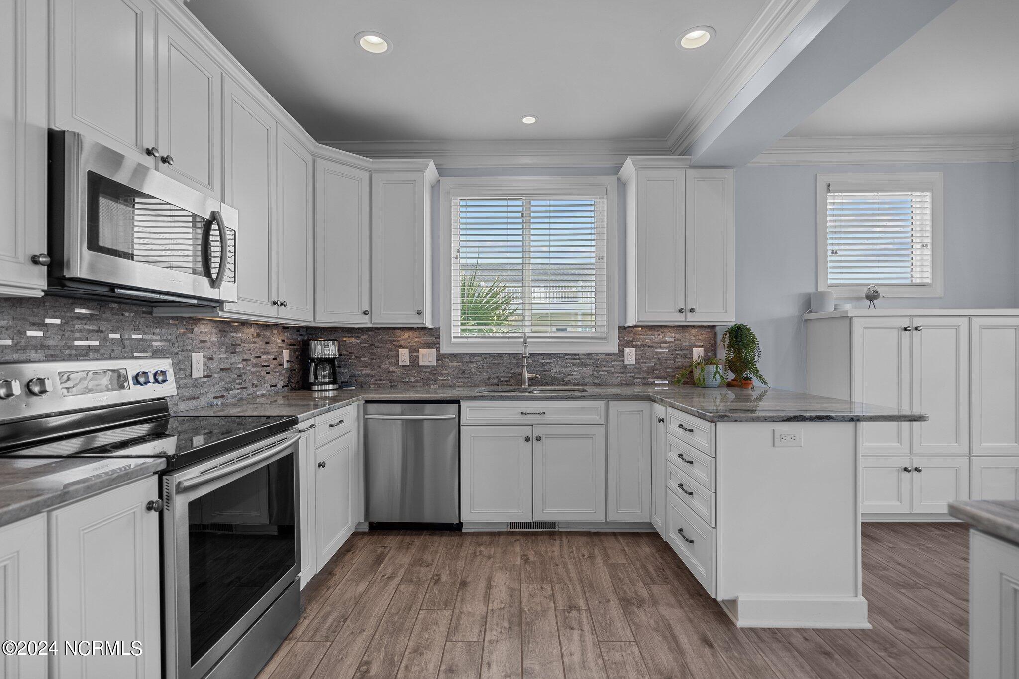 214 Fort Fisher Boulevard S