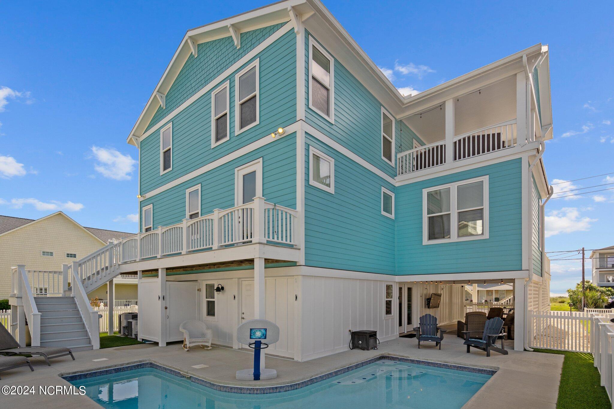 214 Fort Fisher Boulevard S