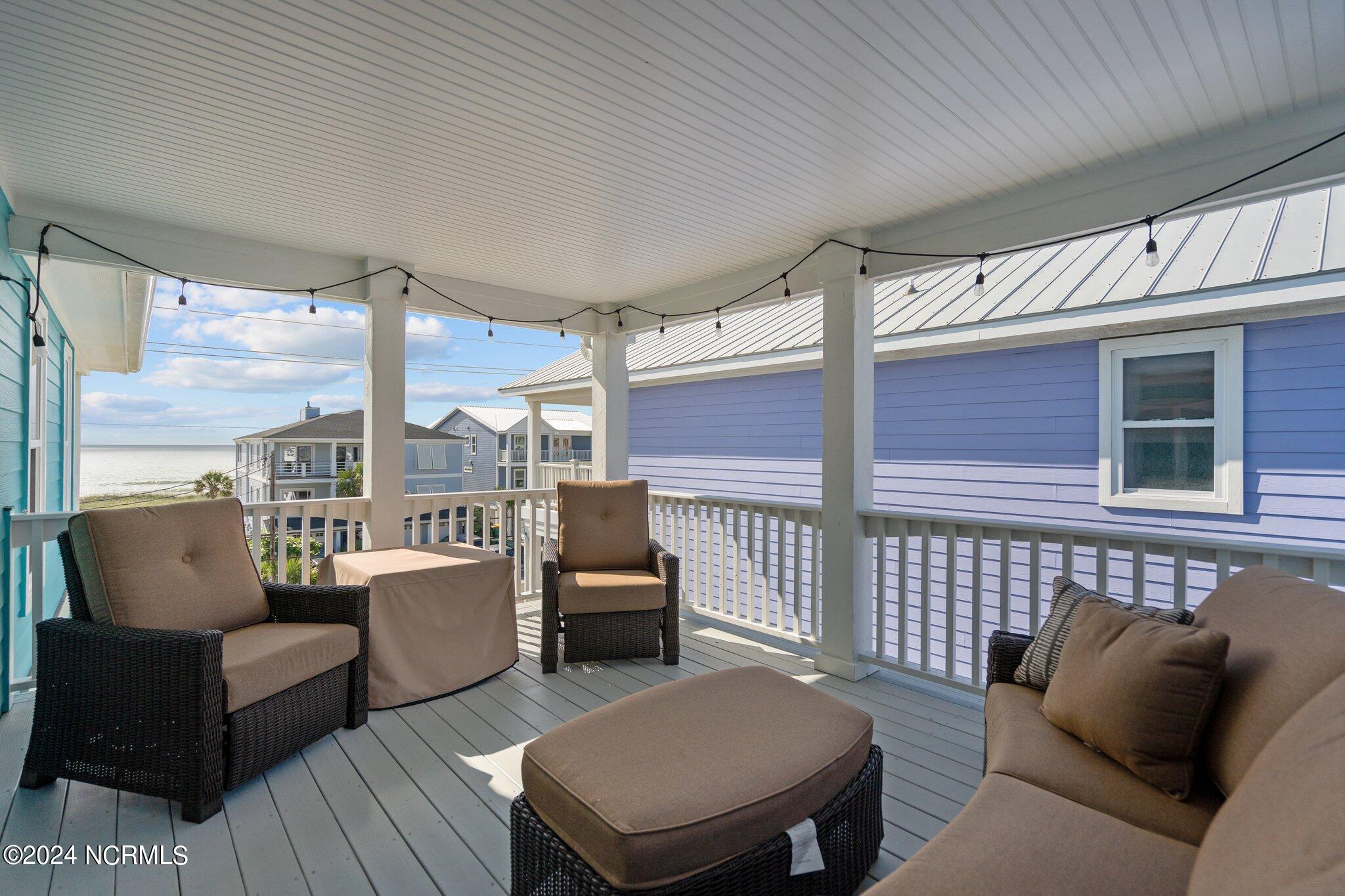 214 Fort Fisher Boulevard S