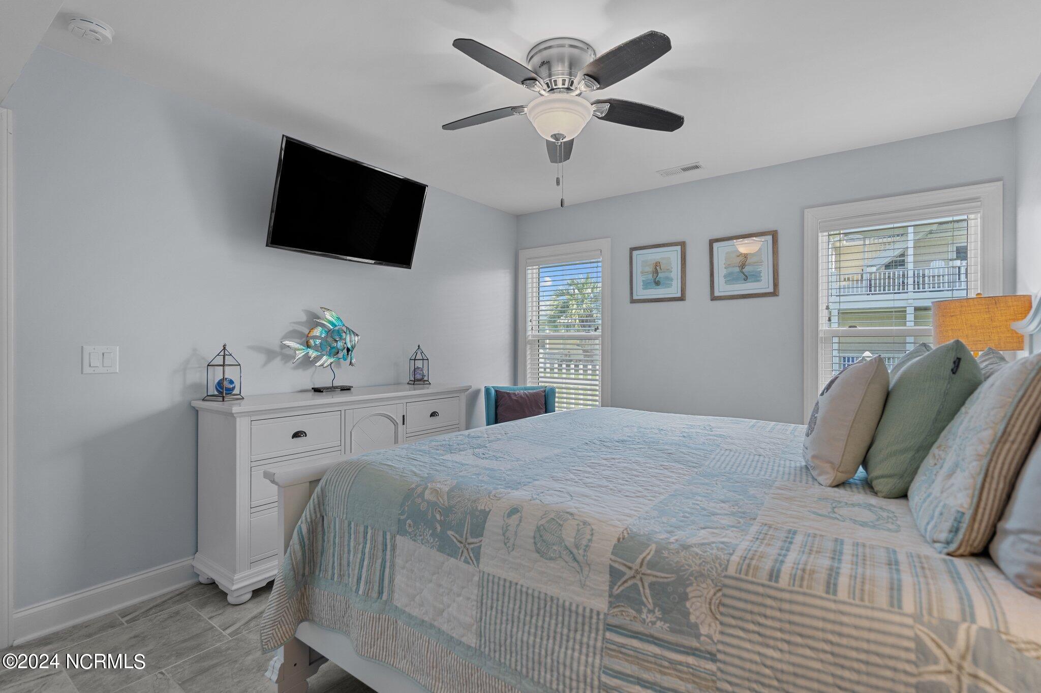 214 Fort Fisher Boulevard S