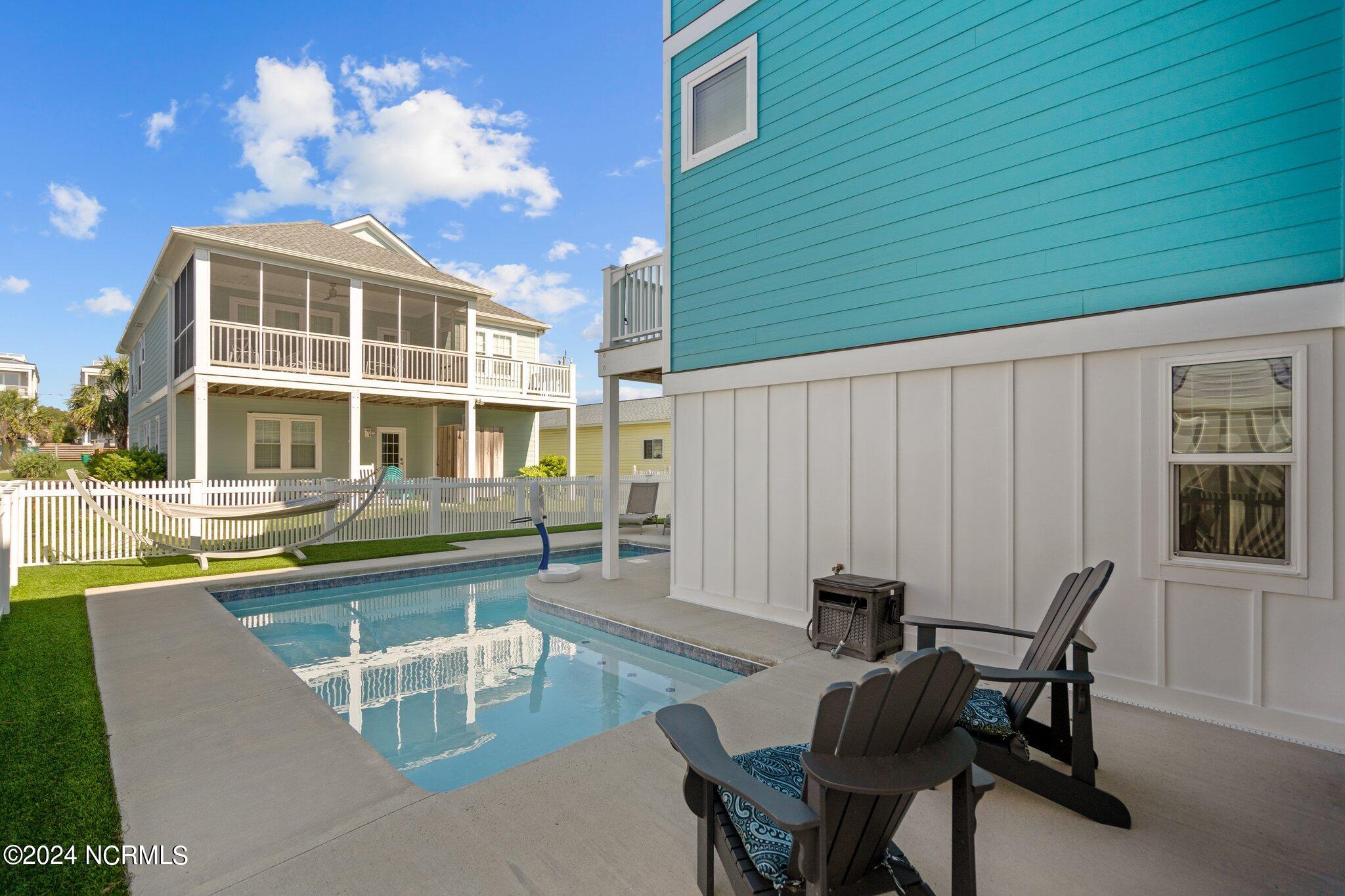 214 Fort Fisher Boulevard S