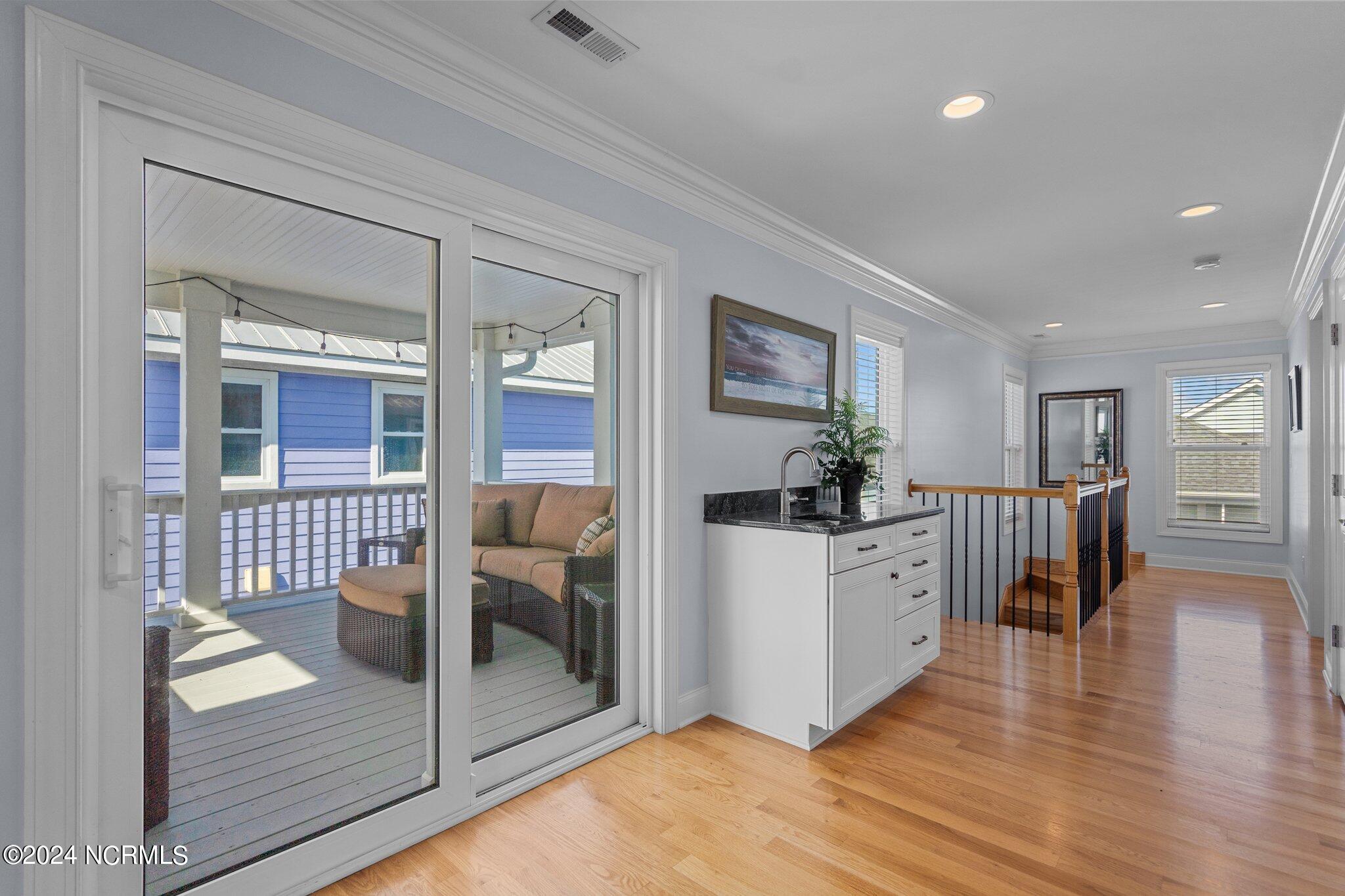 214 Fort Fisher Boulevard S