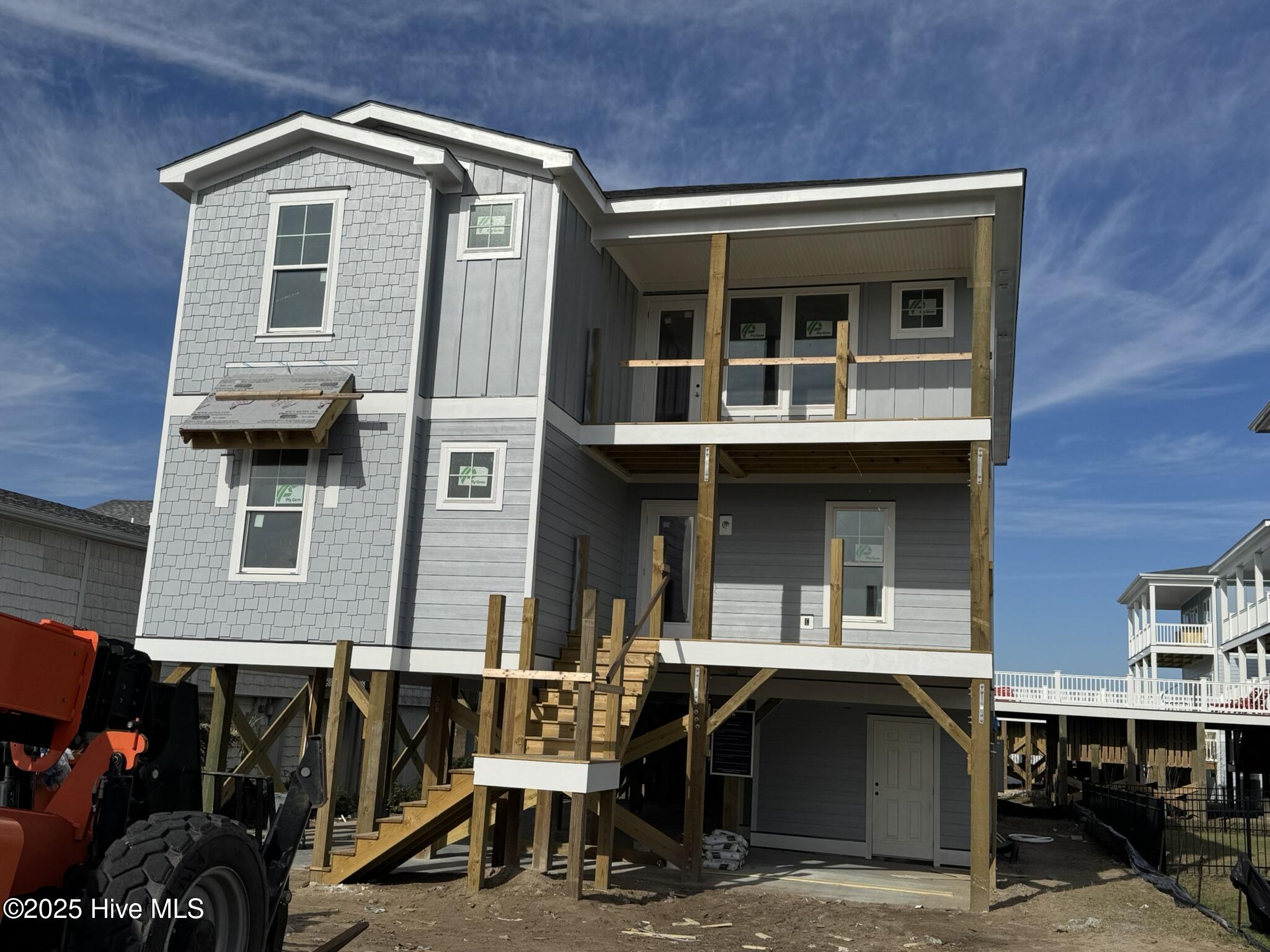 5706 W Dolphin Drive