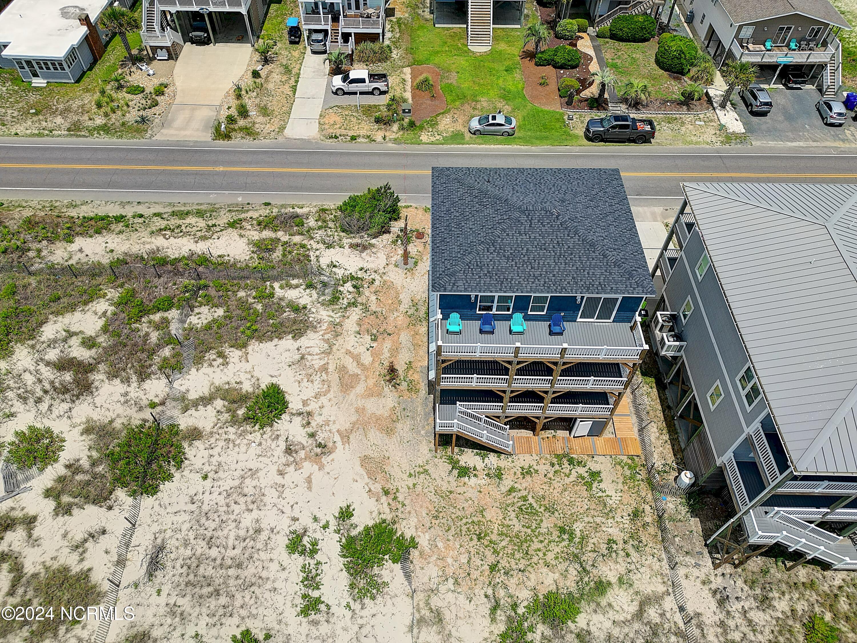 2909 E Beach Drive