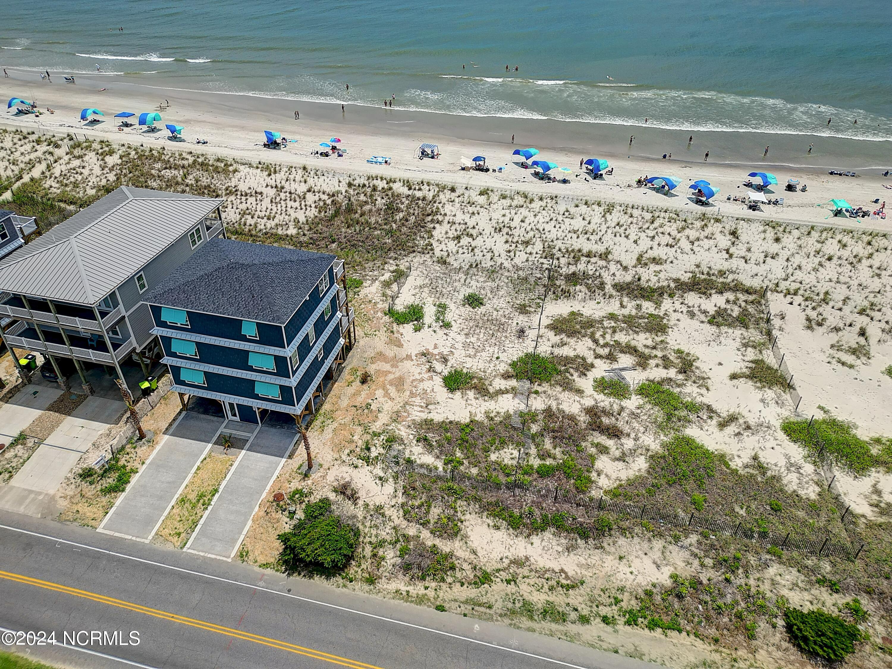 2909 E Beach Drive