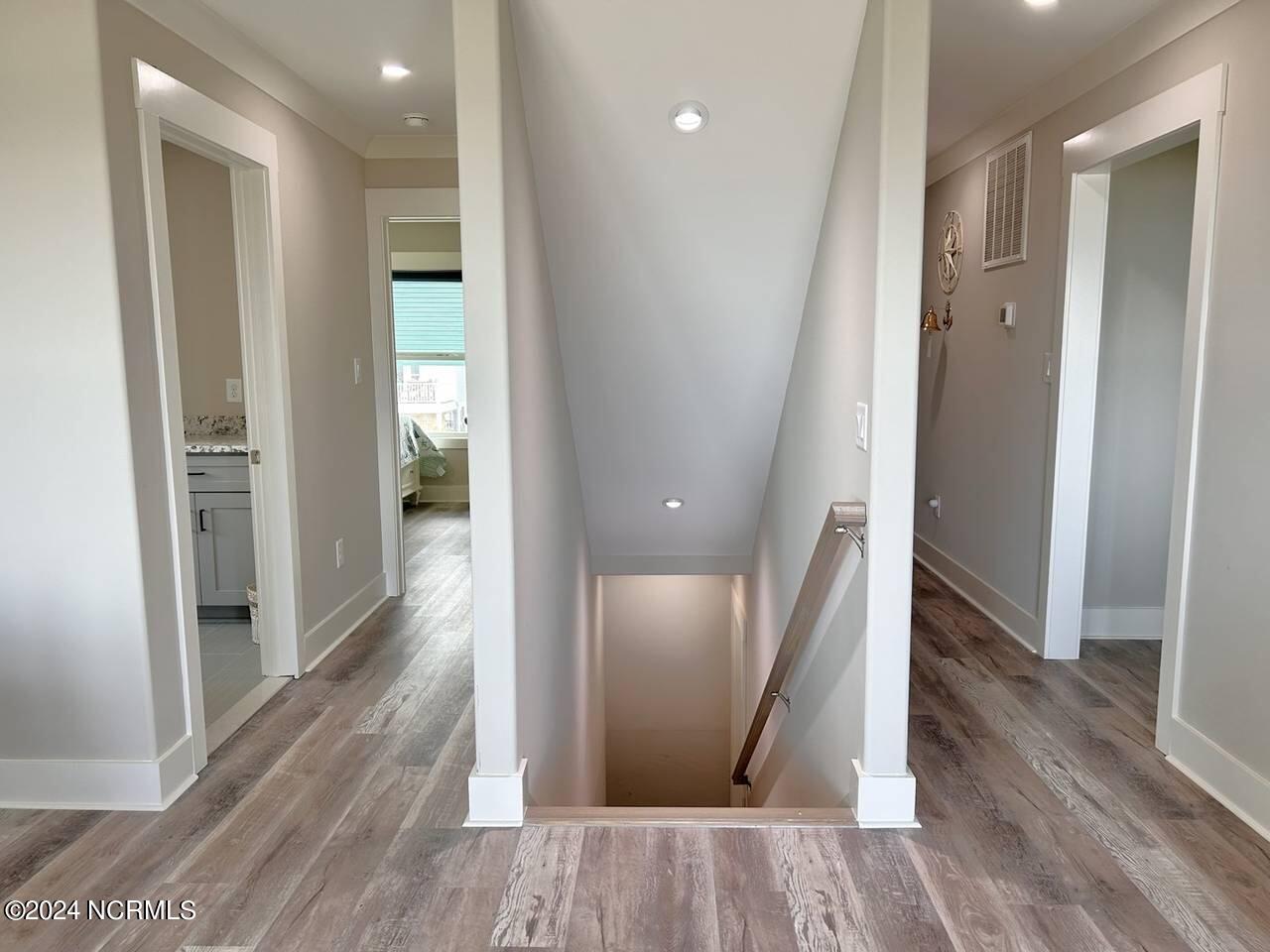 2909 E Beach Drive