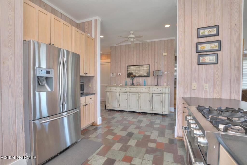 312 Caswell Beach Road