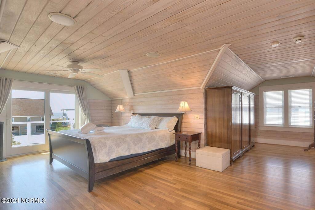312 Caswell Beach Road