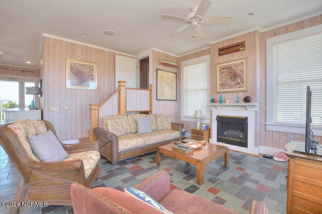 312 Caswell Beach Road