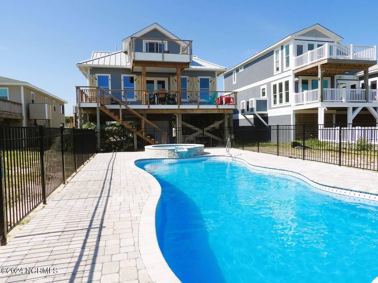 312 Caswell Beach Road