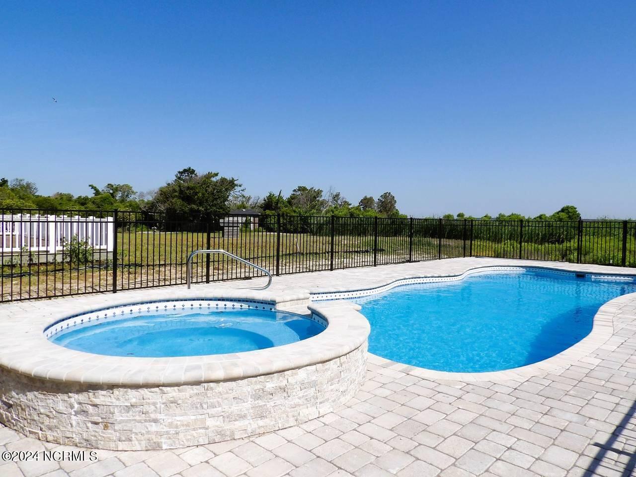 312 Caswell Beach Road