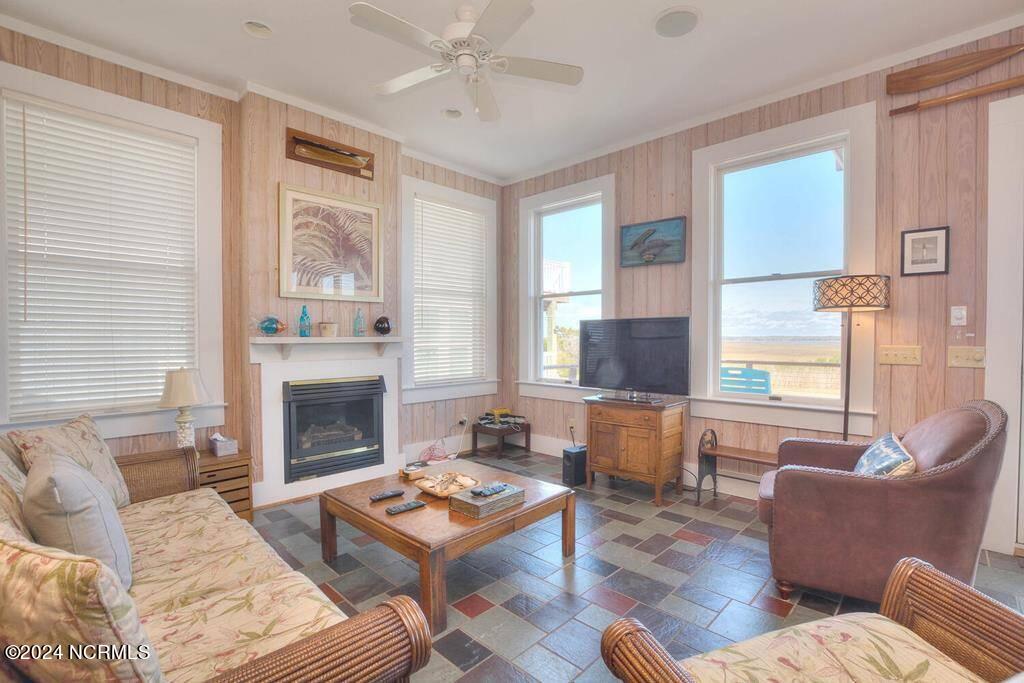 312 Caswell Beach Road