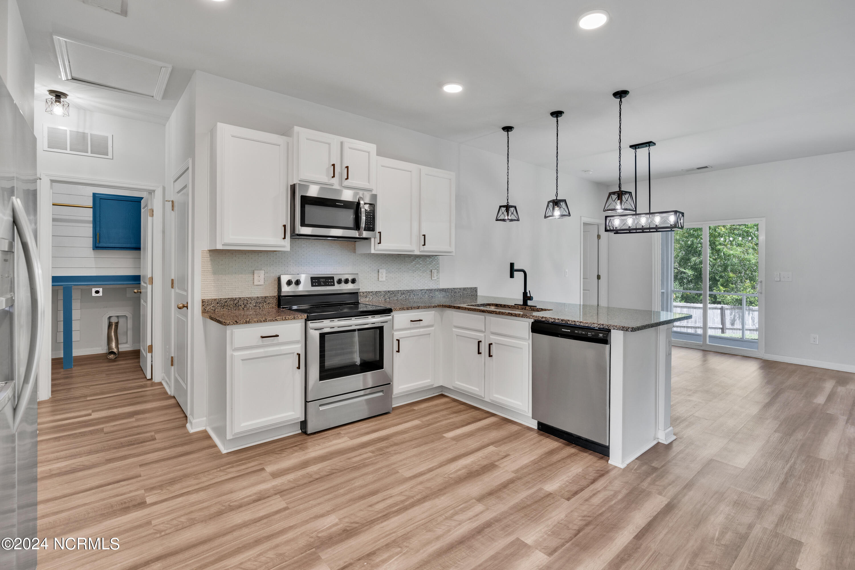 1060 S Fisher King Drive SE