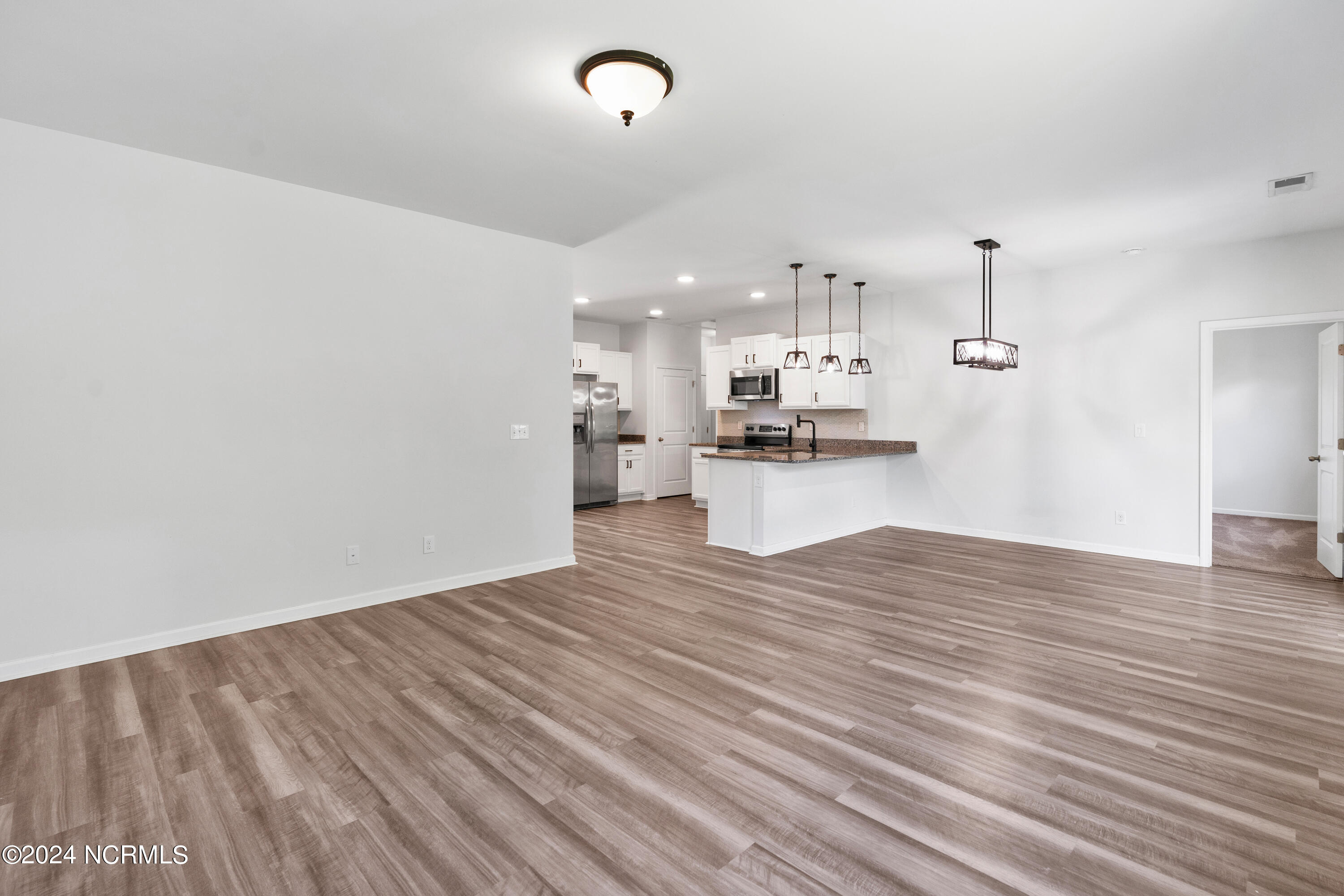 1060 S Fisher King Drive SE