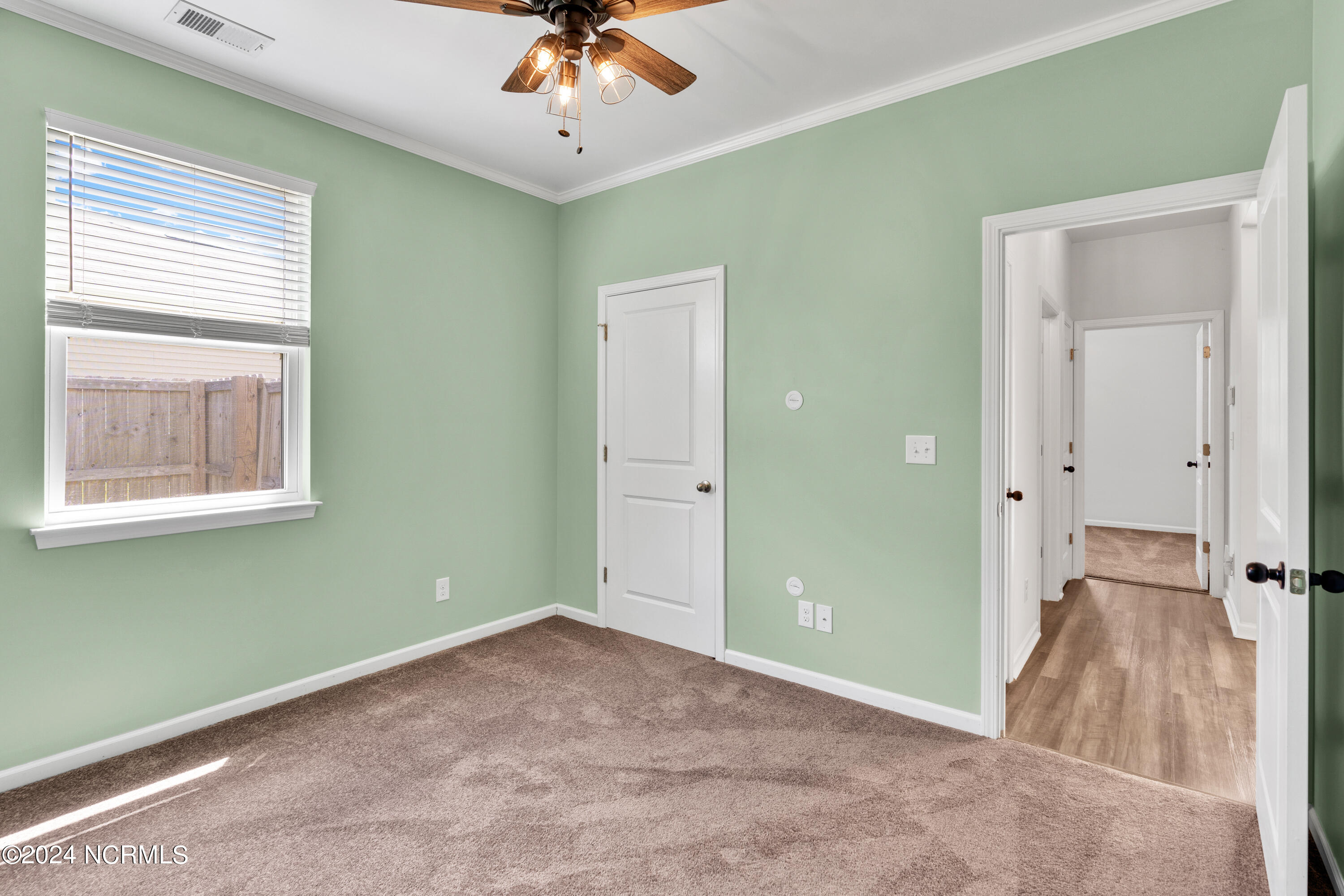 1060 S Fisher King Drive SE