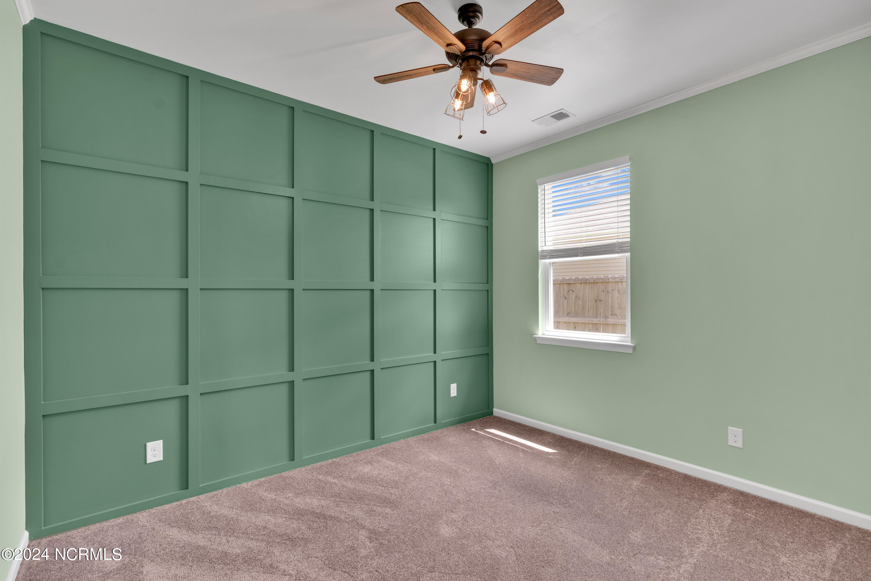 1060 S Fisher King Drive SE