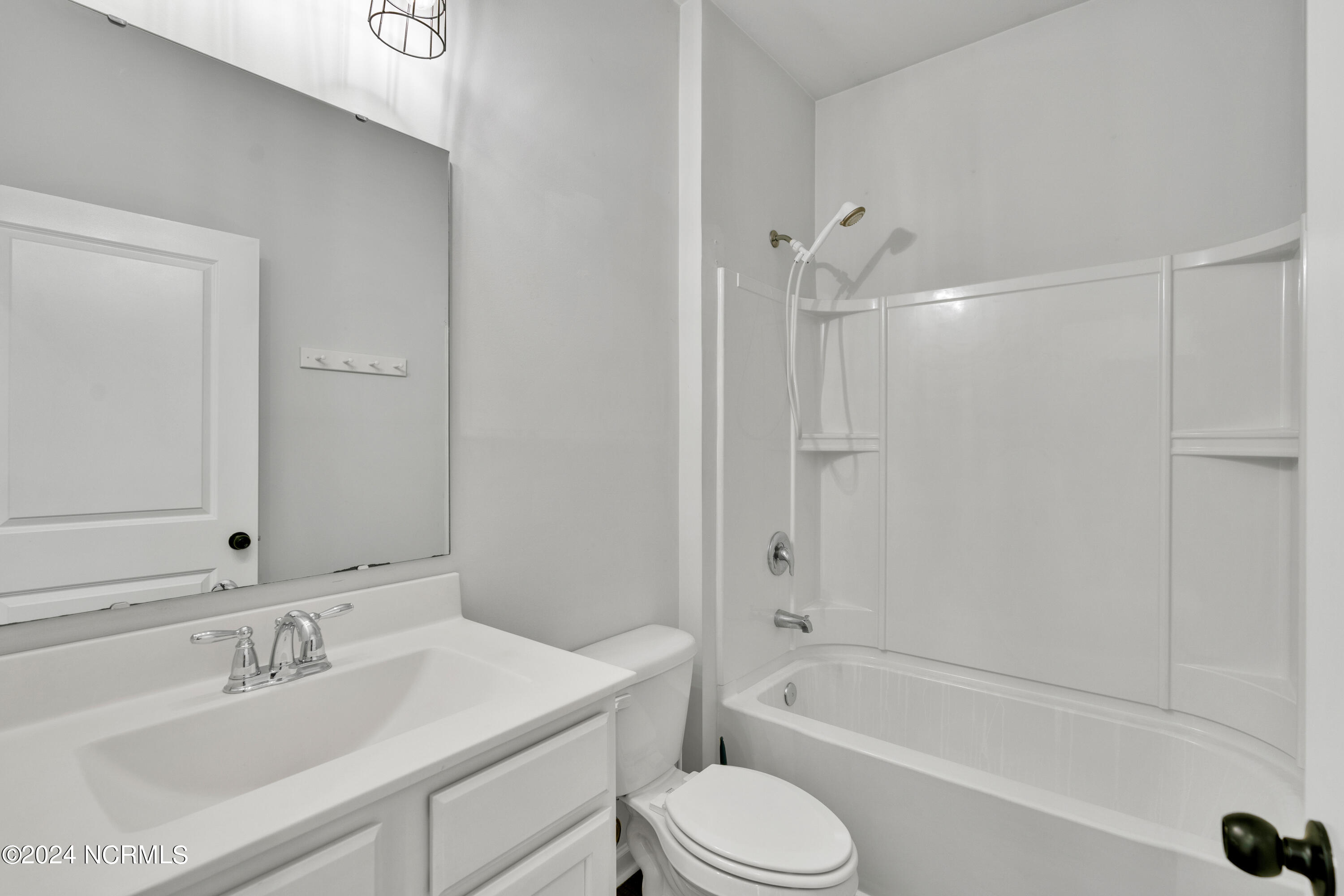 1060 S Fisher King Drive SE