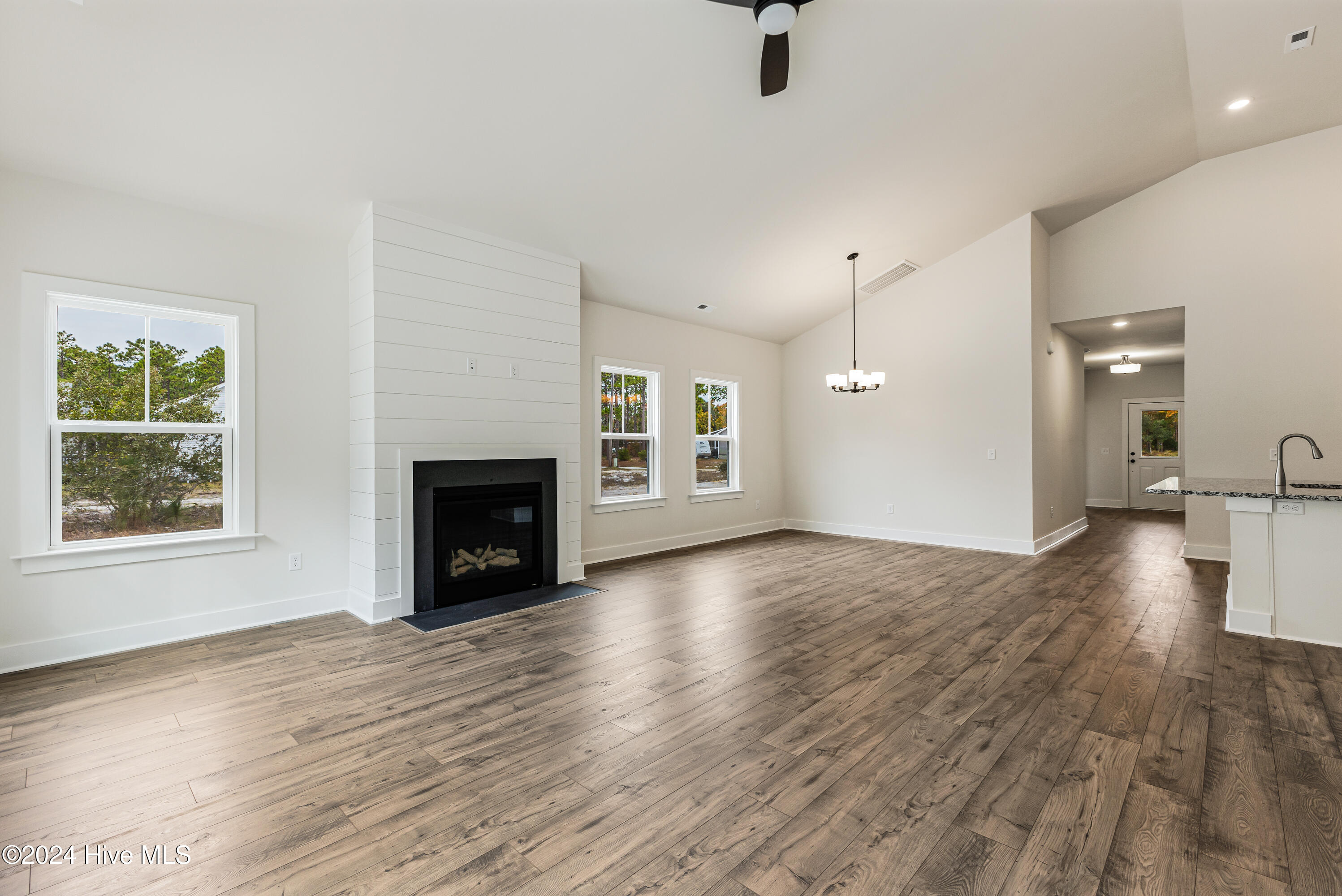 1066 Springdale Road