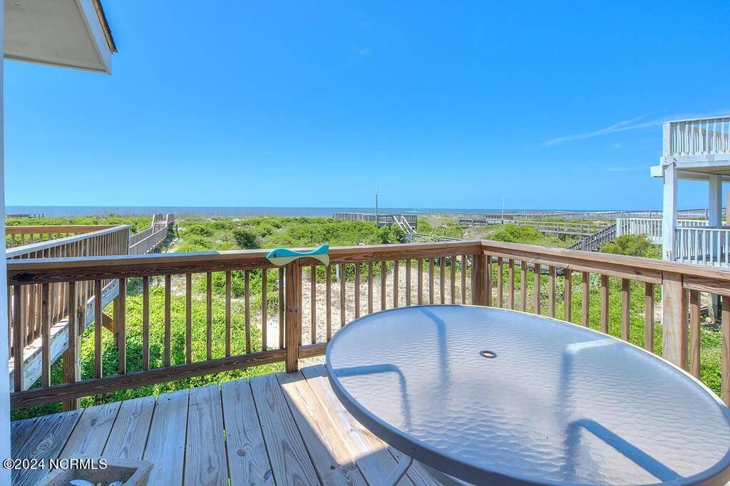 323 Caswell Beach Road