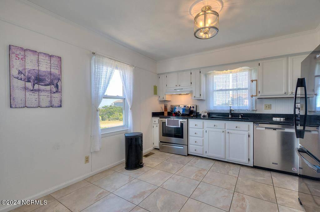 323 Caswell Beach Road