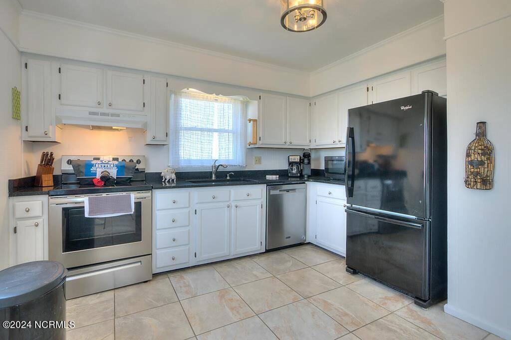 323 Caswell Beach Road