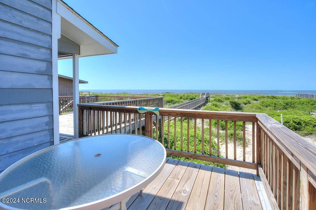 323 Caswell Beach Road