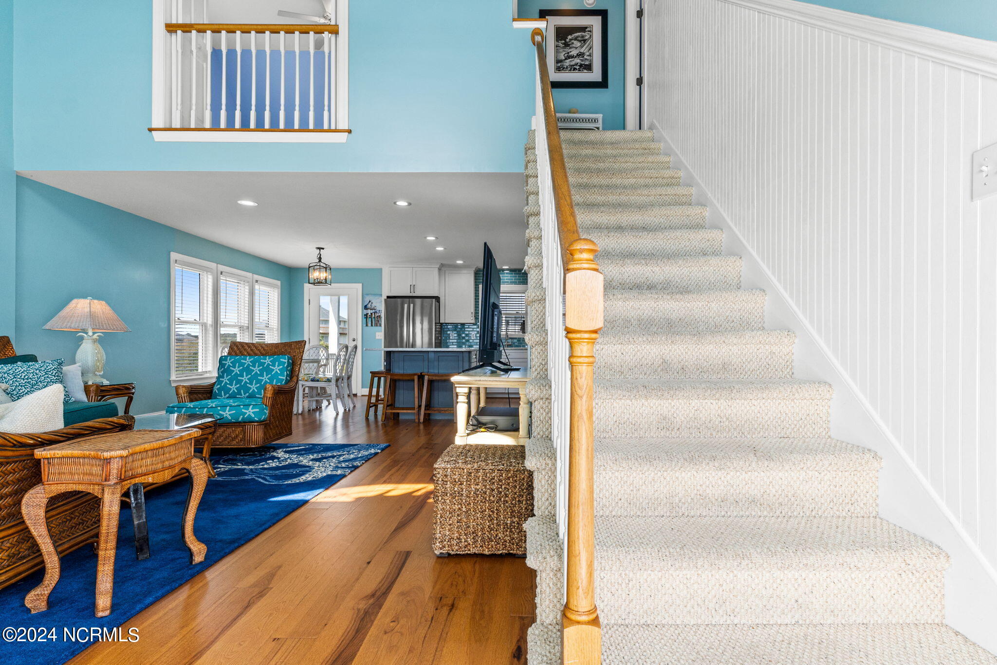 1730 W Dolphin Drive