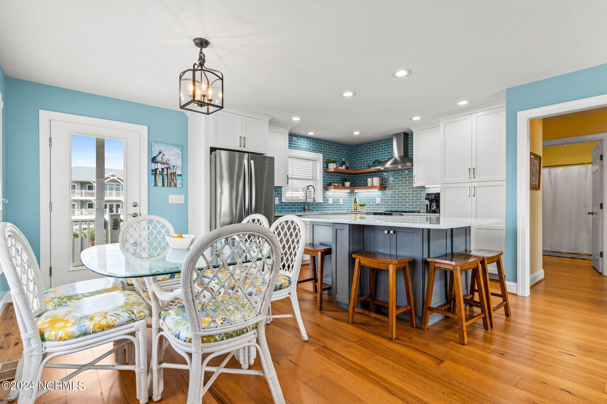 1730 W Dolphin Drive