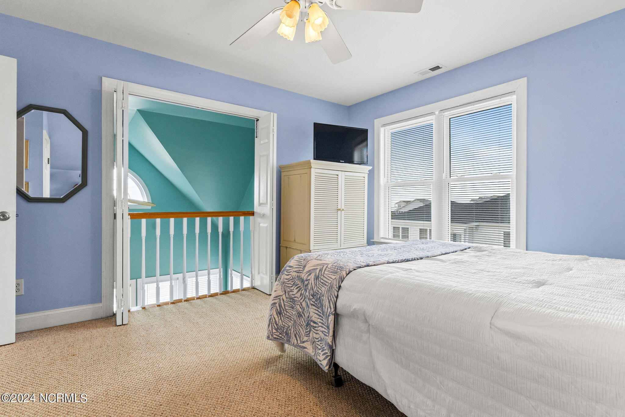 1730 W Dolphin Drive