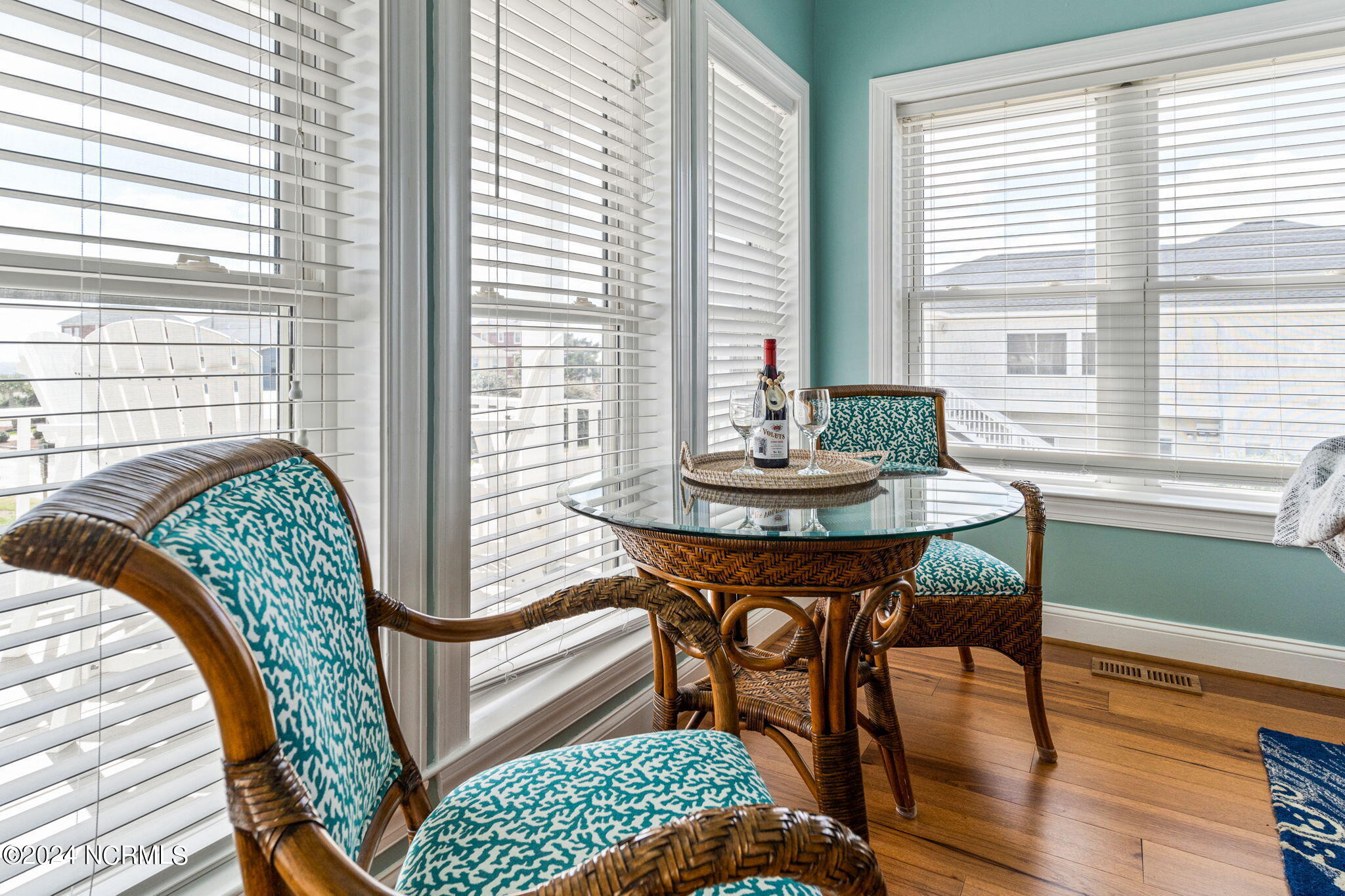 1730 W Dolphin Drive