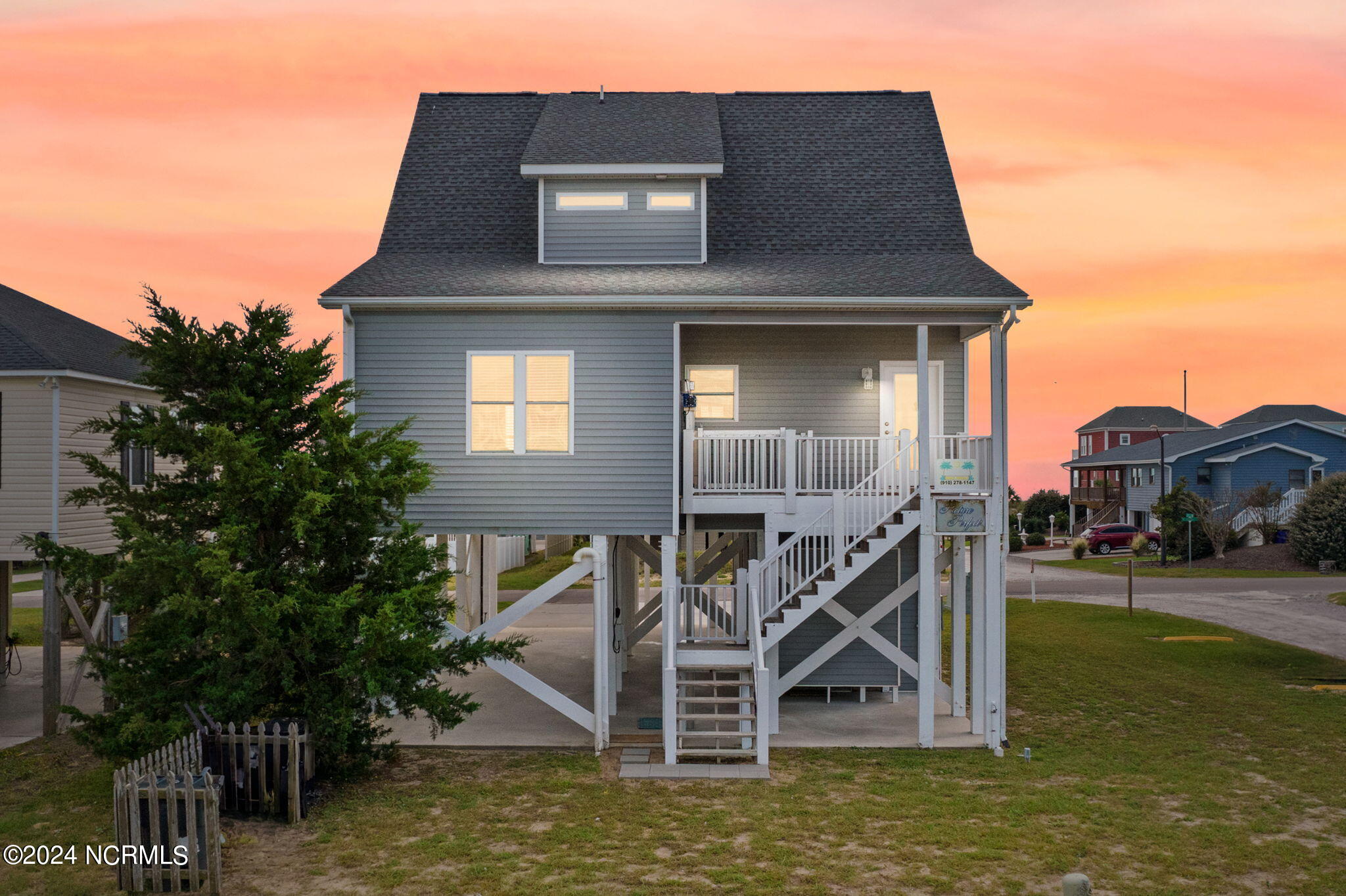 1730 W Dolphin Drive