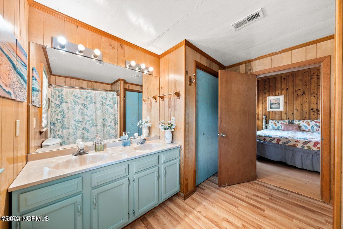 4403 E Oak Island Drive Unit: Lot 2