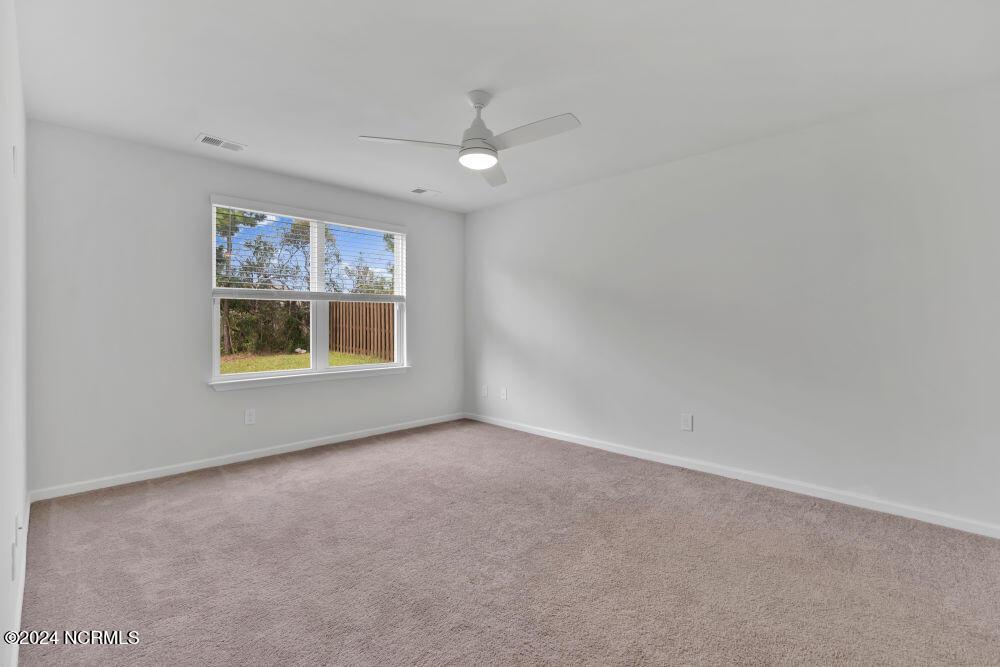 8340 E Highcroft Drive NE