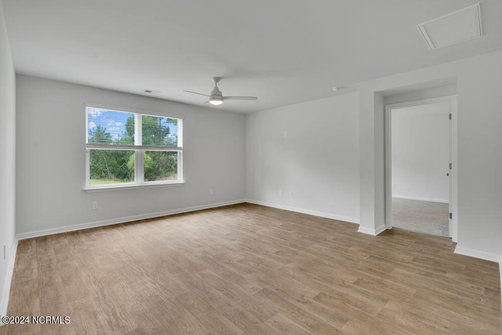 8340 E Highcroft Drive NE