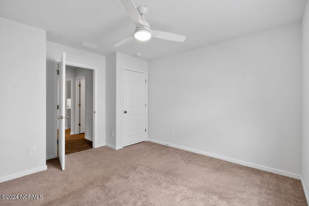 8340 E Highcroft Drive NE