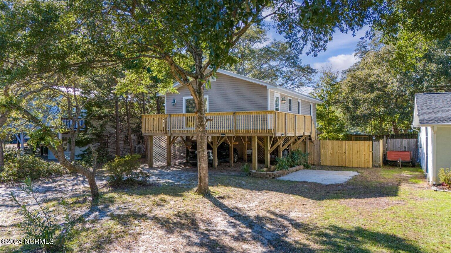 135 NW 3rd Street
