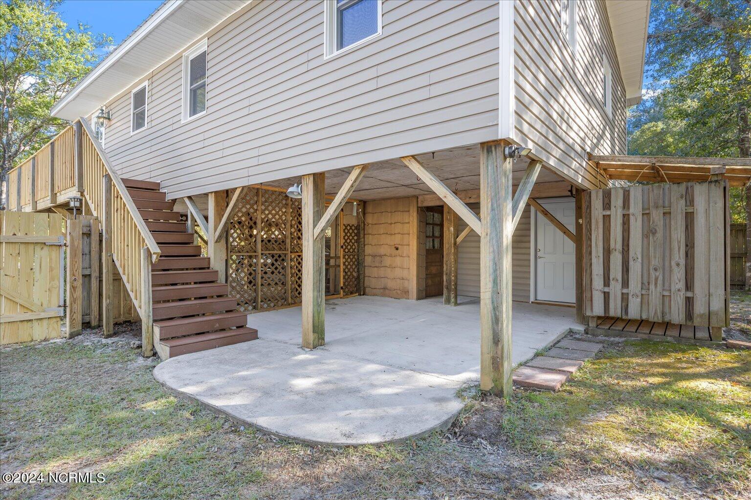 135 NW 3rd Street