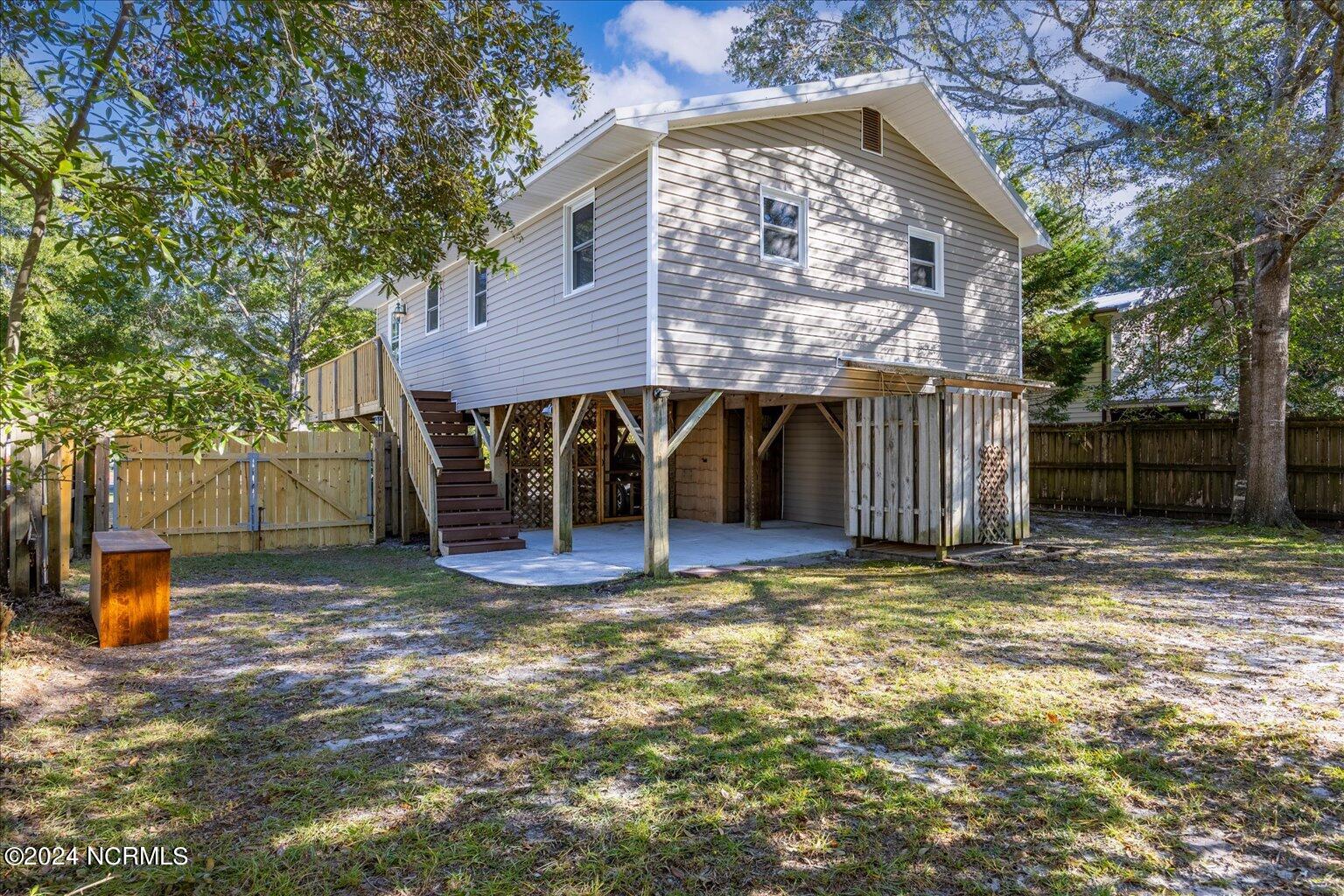 135 NW 3rd Street