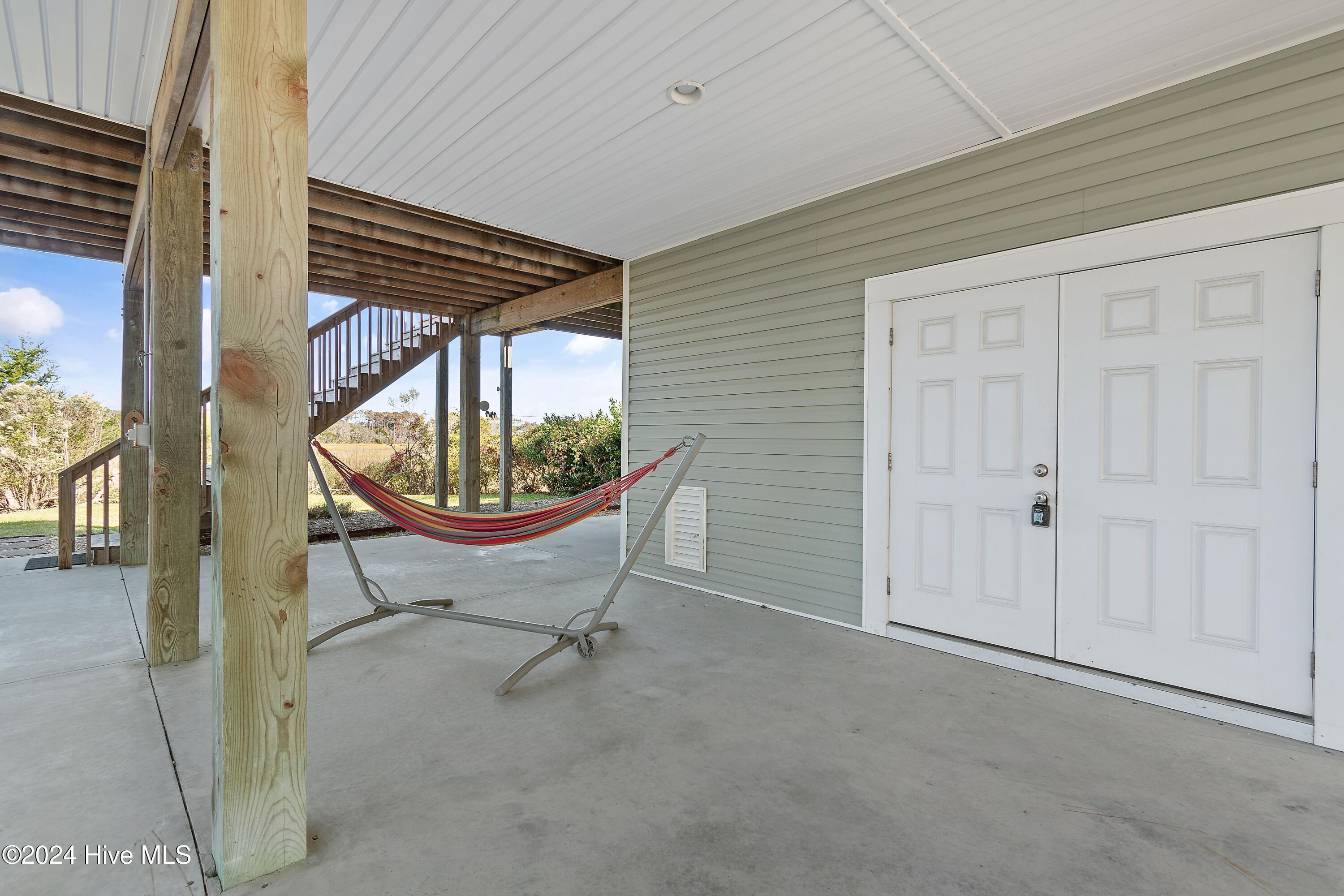 1020 W Pelican Drive