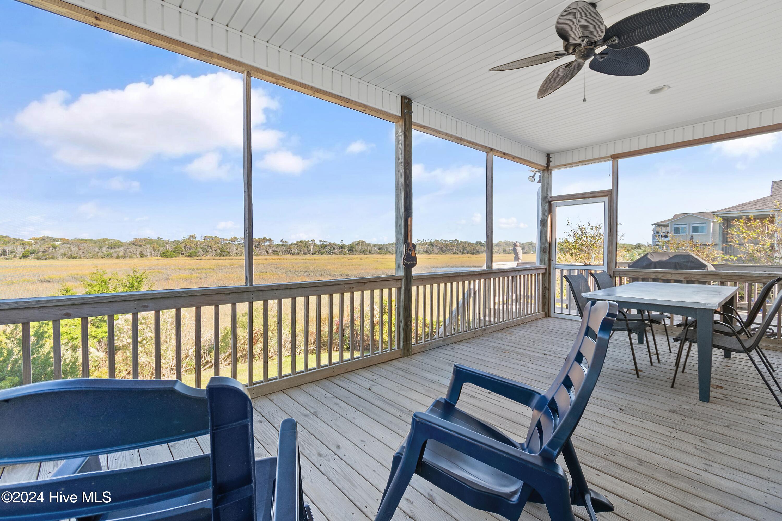 1020 W Pelican Drive