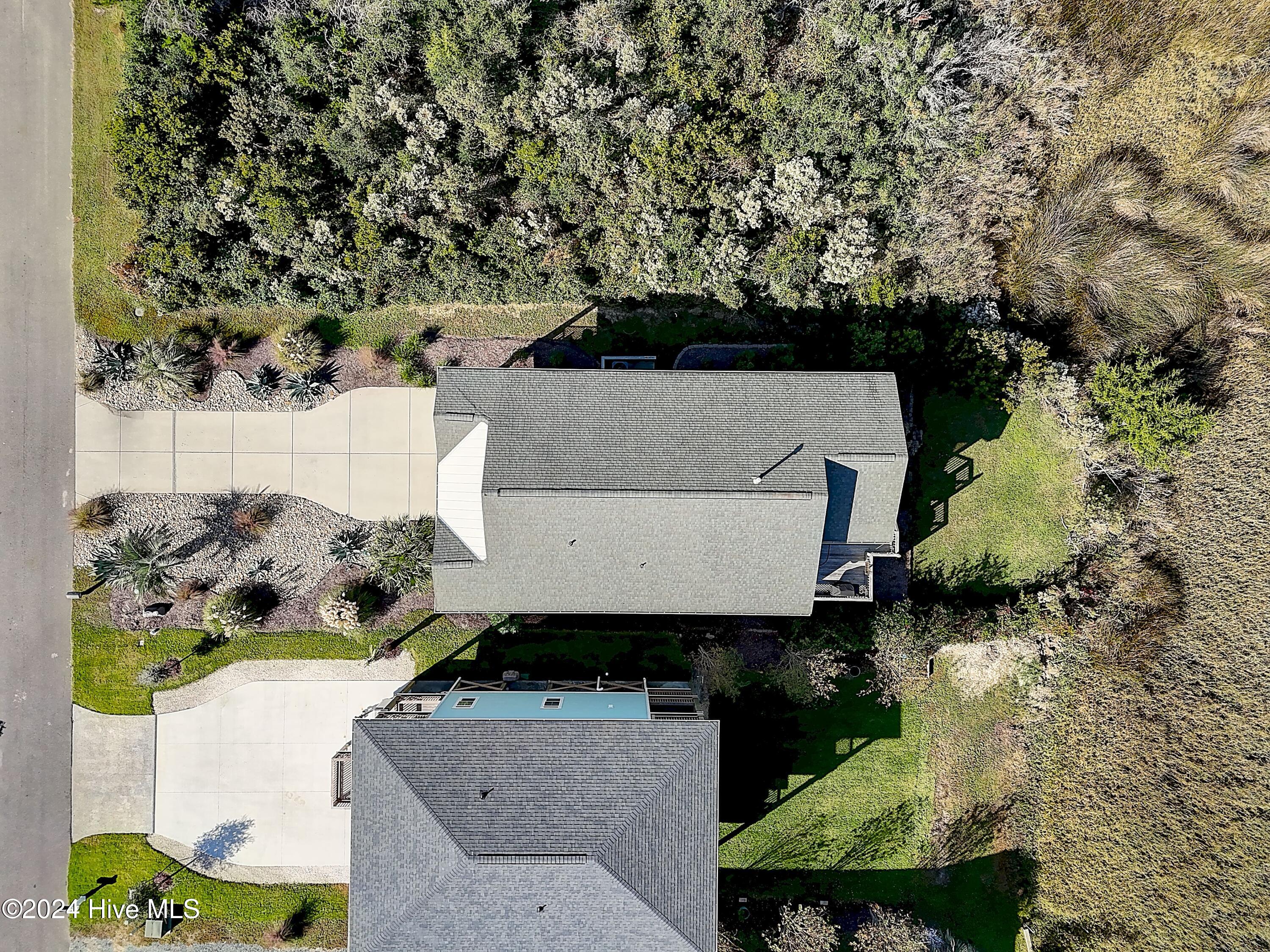 1020 W Pelican Drive