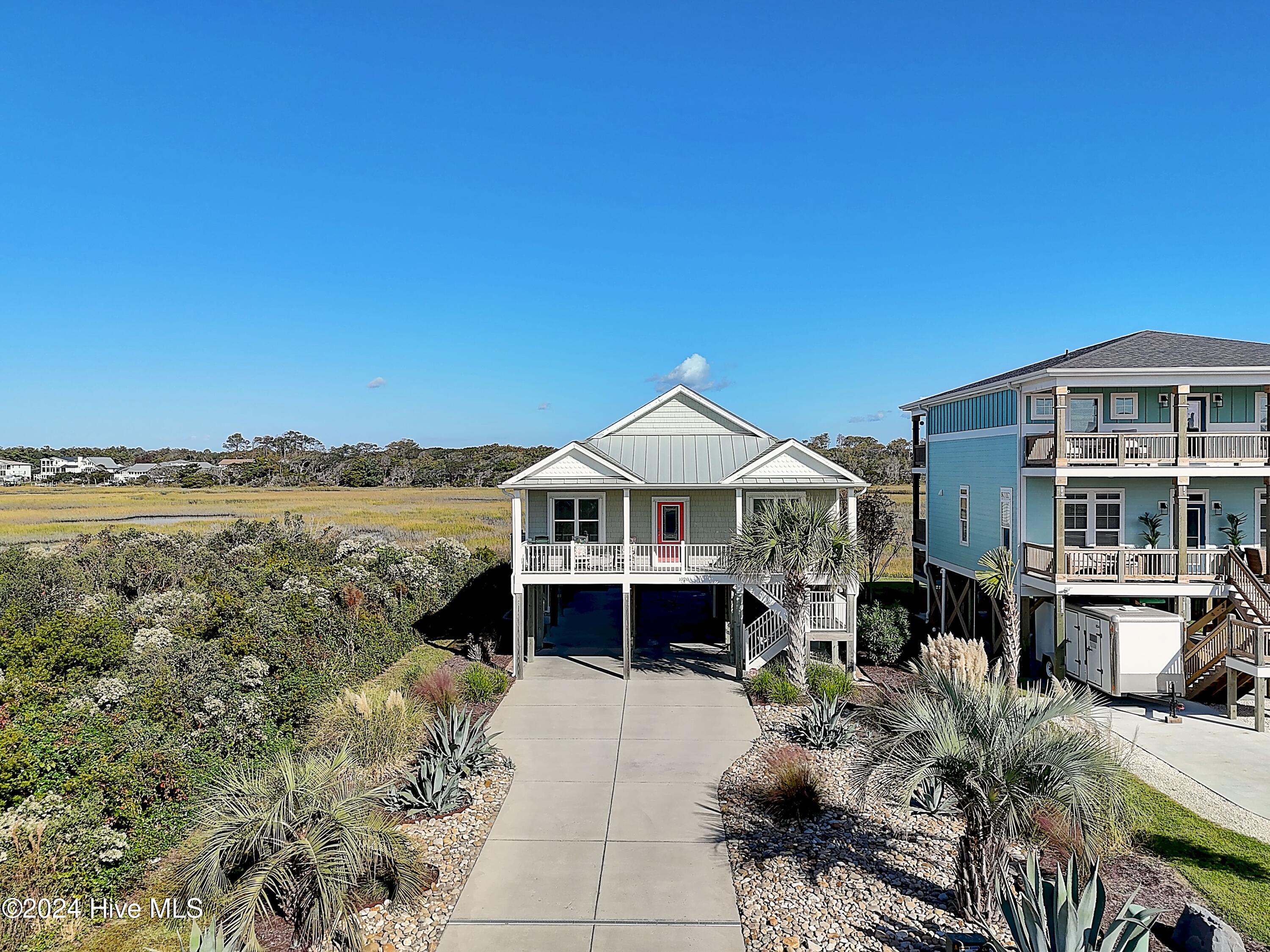 1020 W Pelican Drive